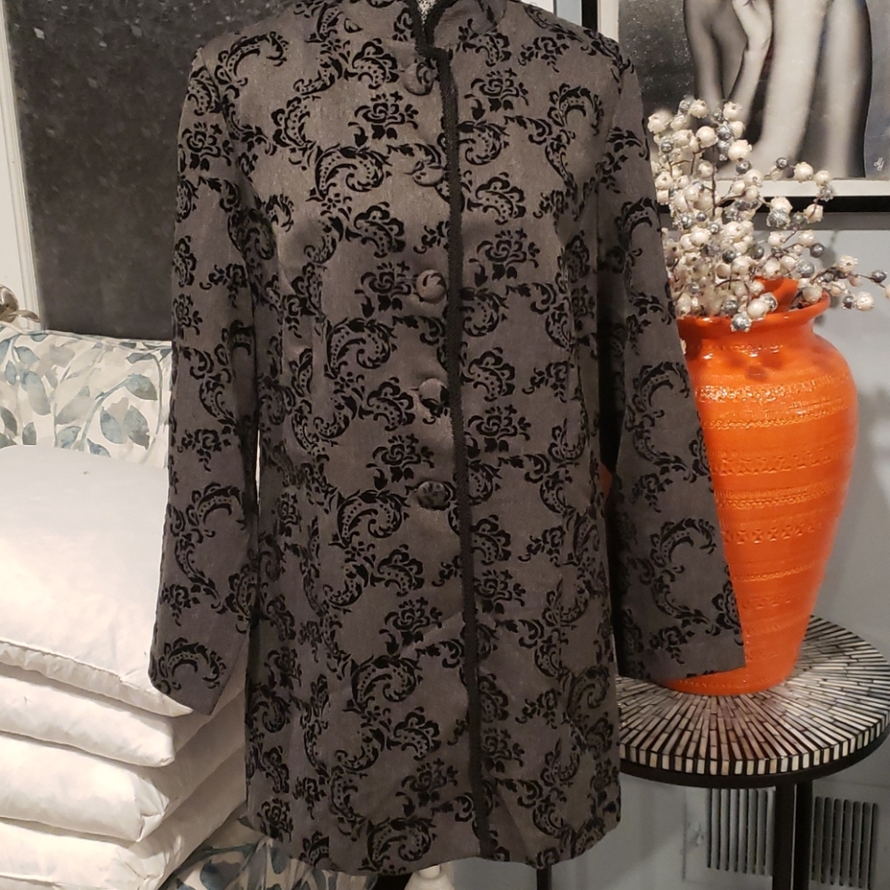 Dressbarn Black 100% Polyester Blazer